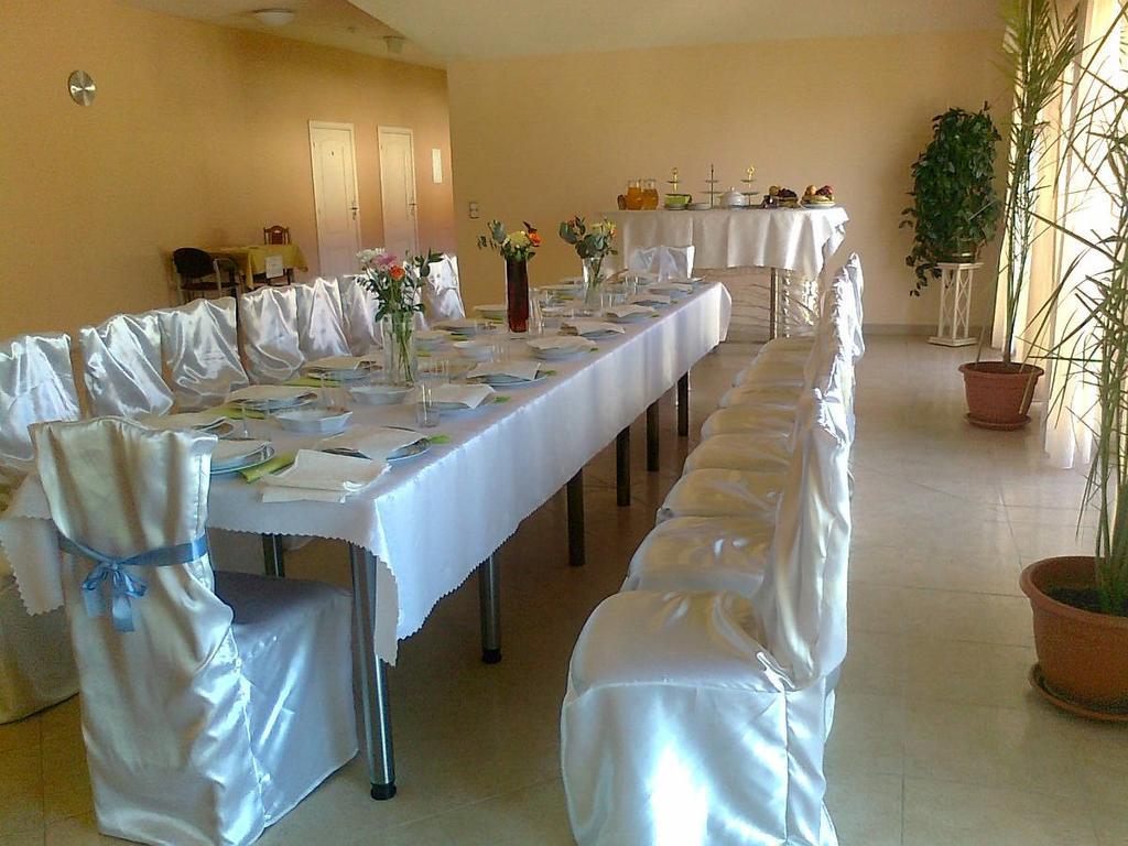 Villa Paradiso ヴロツワフ エクステリア 写真