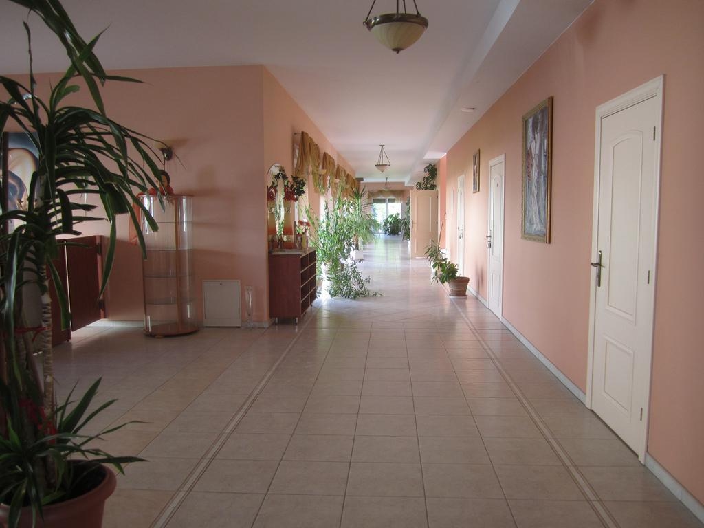 Villa Paradiso ヴロツワフ エクステリア 写真